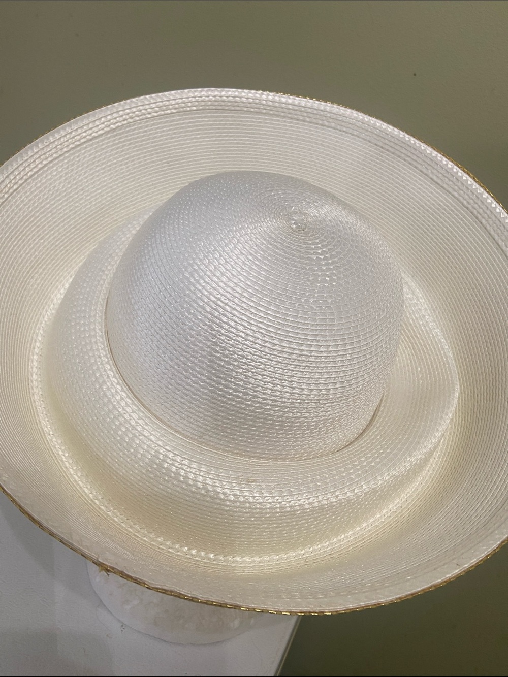 Really Cute Dress Hat / Church Hat - Picture 4 of 8
